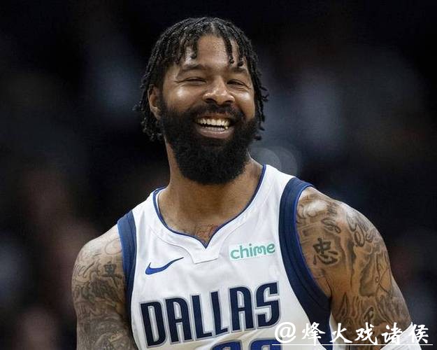 莫里斯回归独行侠 35岁的他是更衣室领袖之一