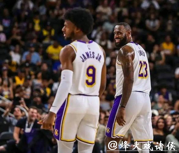 NBA历史性时刻!詹姆斯父子很可能揭幕日同台 NBA历史性时刻!詹姆斯父子很可能揭幕日同台